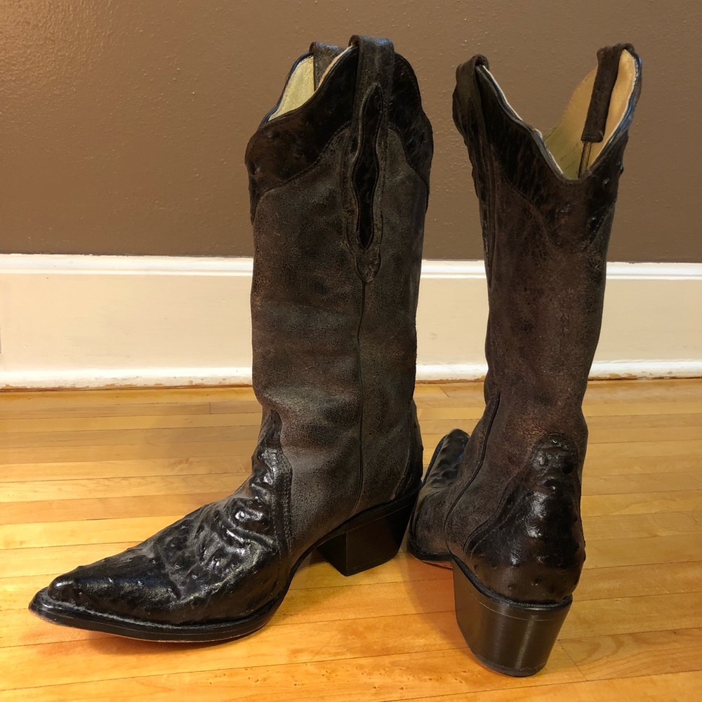 Black Ostrich Embossed Buitre Boots